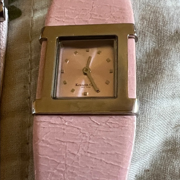 Kenneth Cole Blush Pink Women's Watch Set - Picture 7 of 7